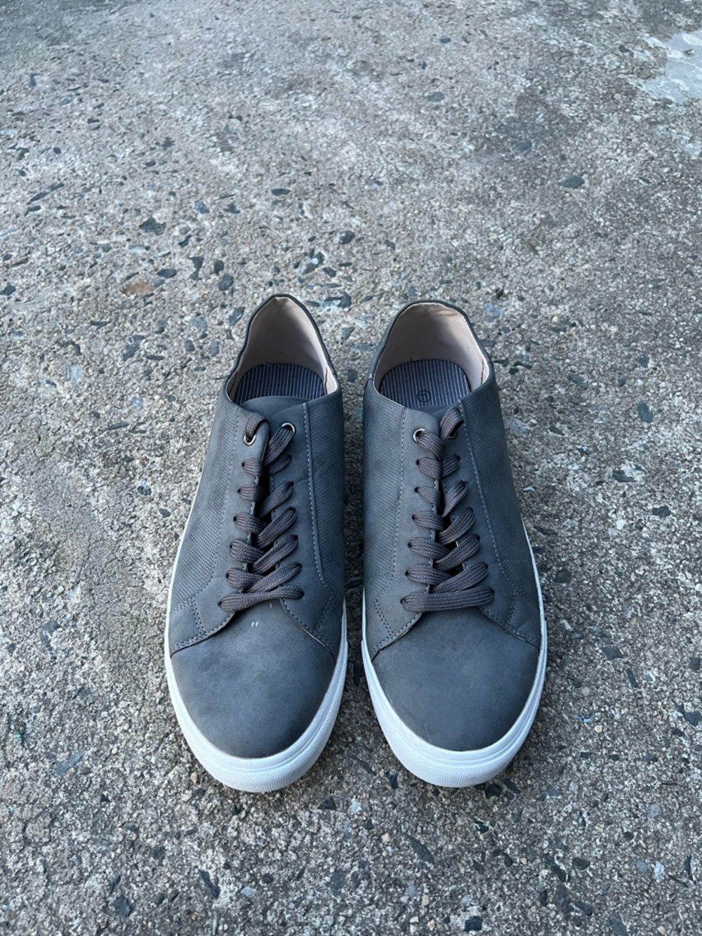 Unlisted by Kenneth Cole Gray Low-Top Sneakers